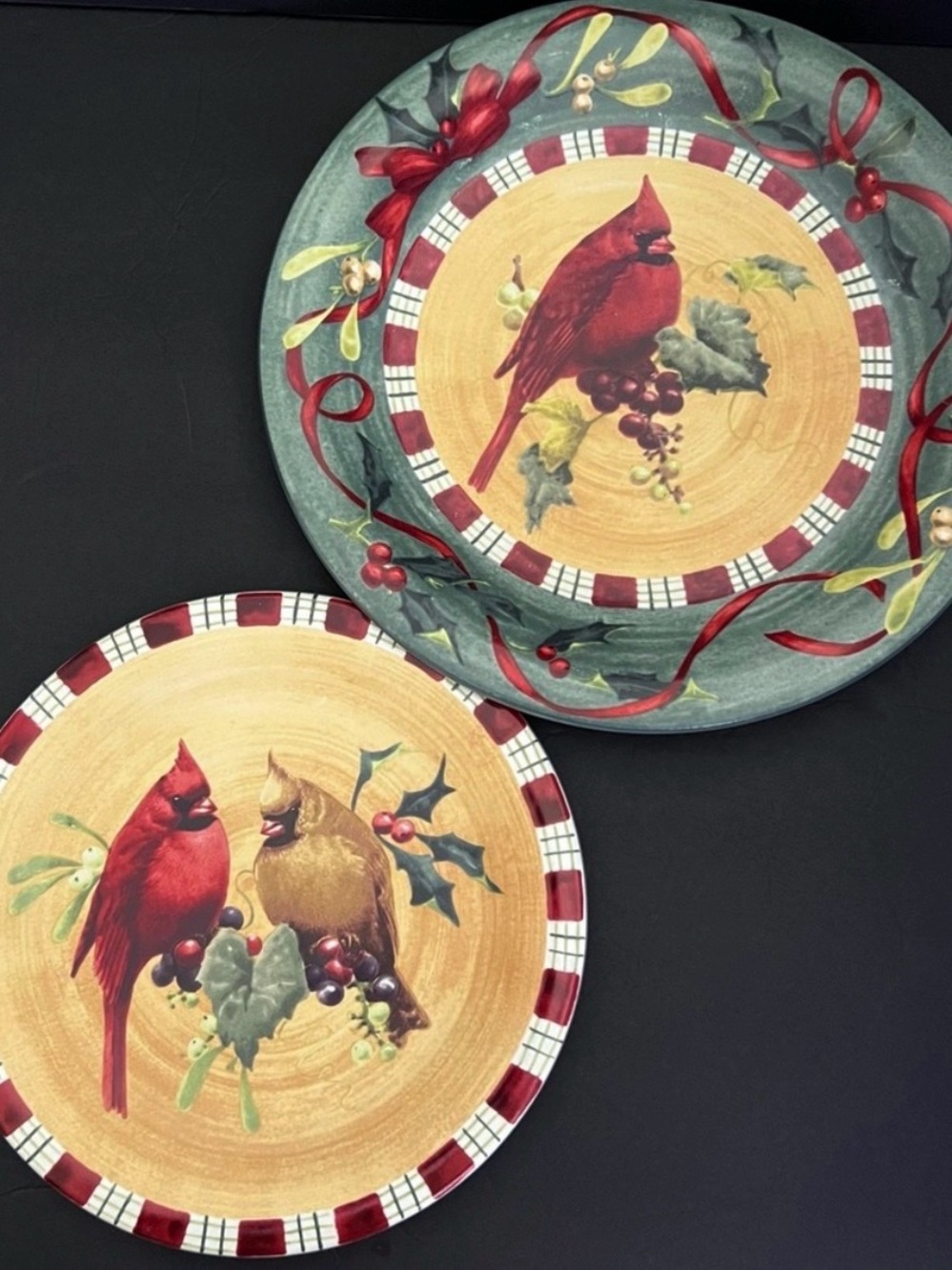 Lenox Winter Greetings Everyday Cardinal Plate Dinner and Salad Set of 2